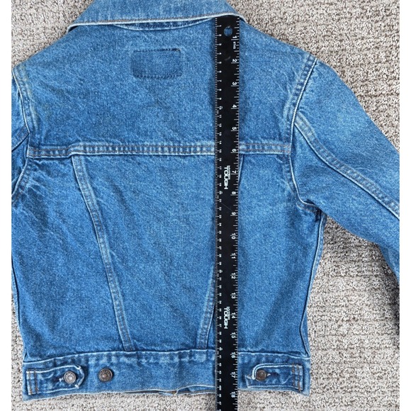 Vintage Levi's Women's Blue Denim Trucker Jacket Medium Wash Size Small Type 3 - Picture 13 of 13